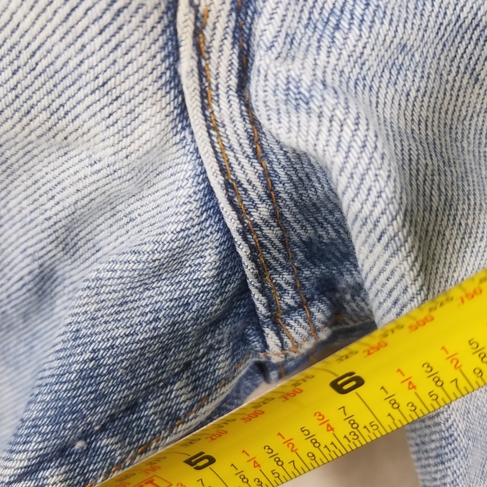 Vintage Levi's Orange Tab Cut Off Denim Shorts Distressed Blue 29 High Rise - Picture 9 of 10